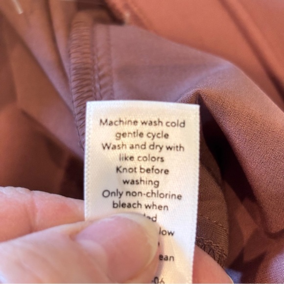 NWT Athleta Venture Pants in Hero(Mauve), size 22, Athleisure Activewear Comfy - Picture 10 of 14